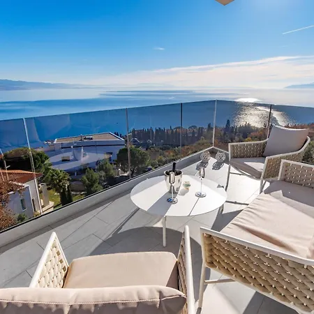 Penthouse Volosko Abbázia